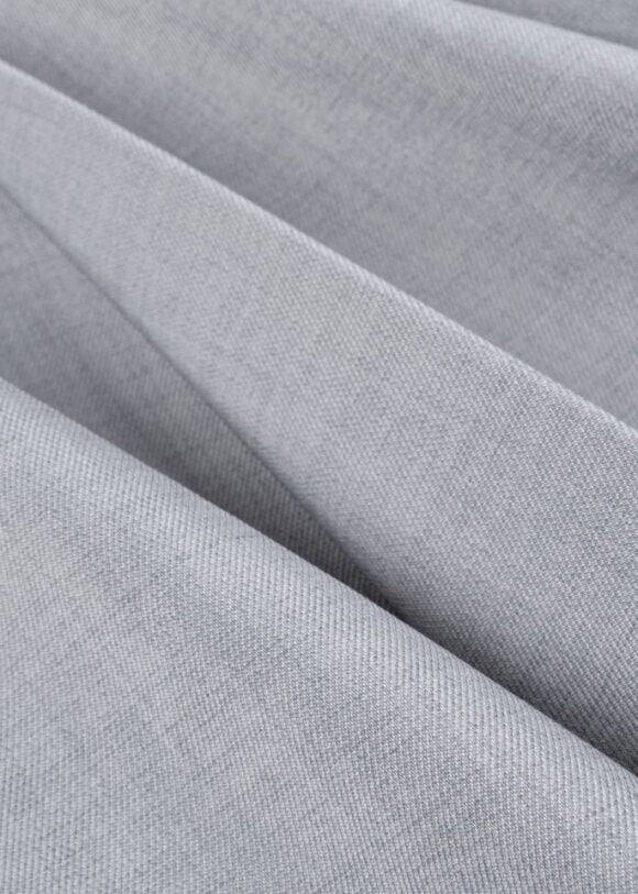 0140918802#color_LIGHT GREY