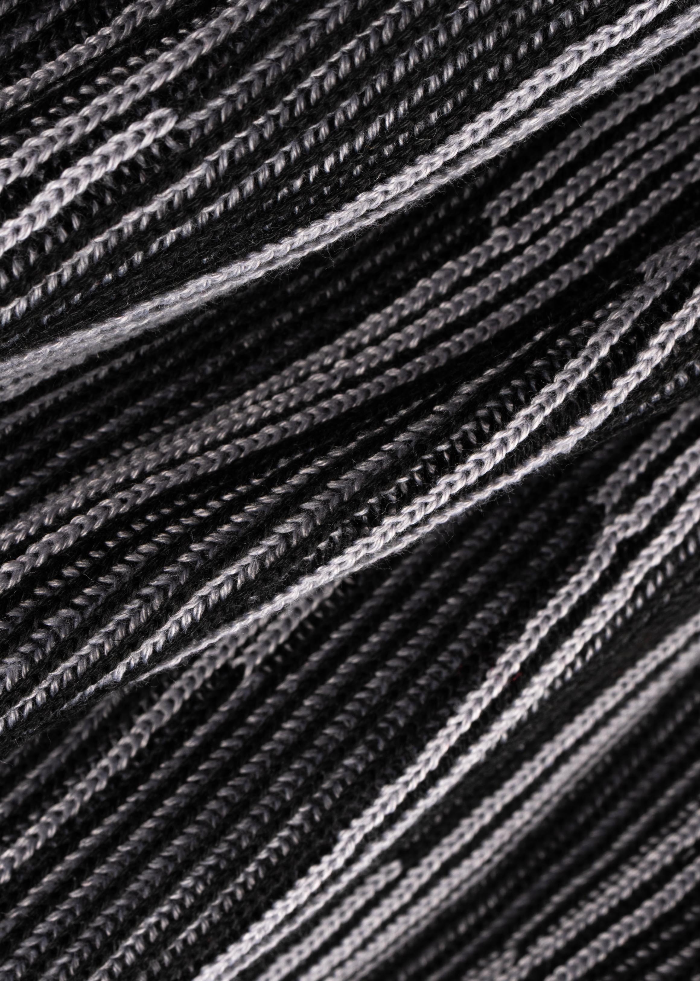 0140962101#color_GRAY