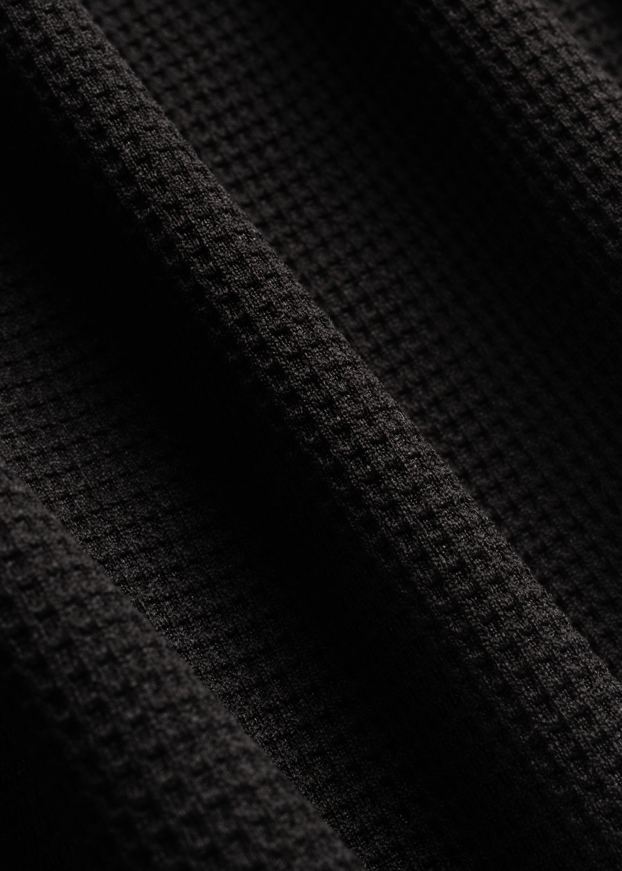 0140965301#color_BLACK