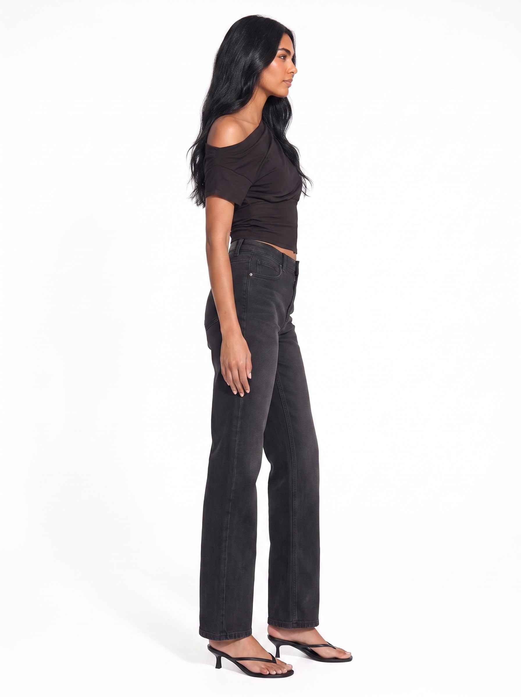 0140972201#color_BLACK