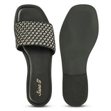 Oli - Flats Black