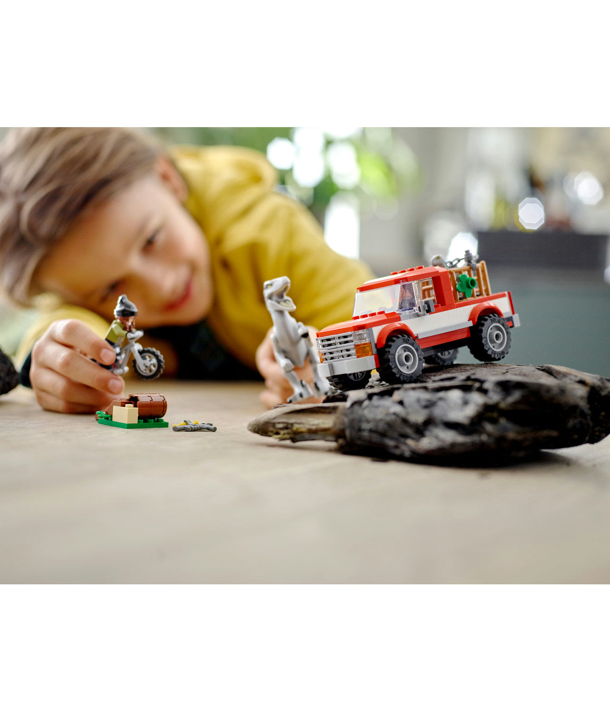 LEGO Jurassic World Blue & Beta Velociraptor Capture 76946 Building Kit (181 Pieces)