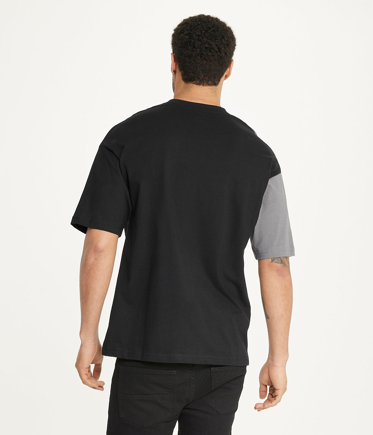 Brooklyn Laundry Mens Drop Shoulder Core Nylon Pocket Tee 2