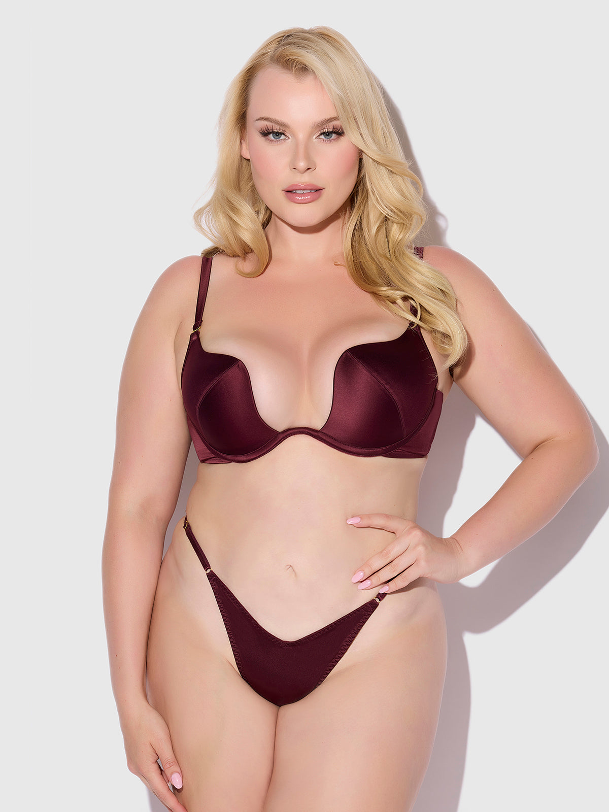 Petra Rising Star Plunge Push Up Bra - Frederick's of Hollywood