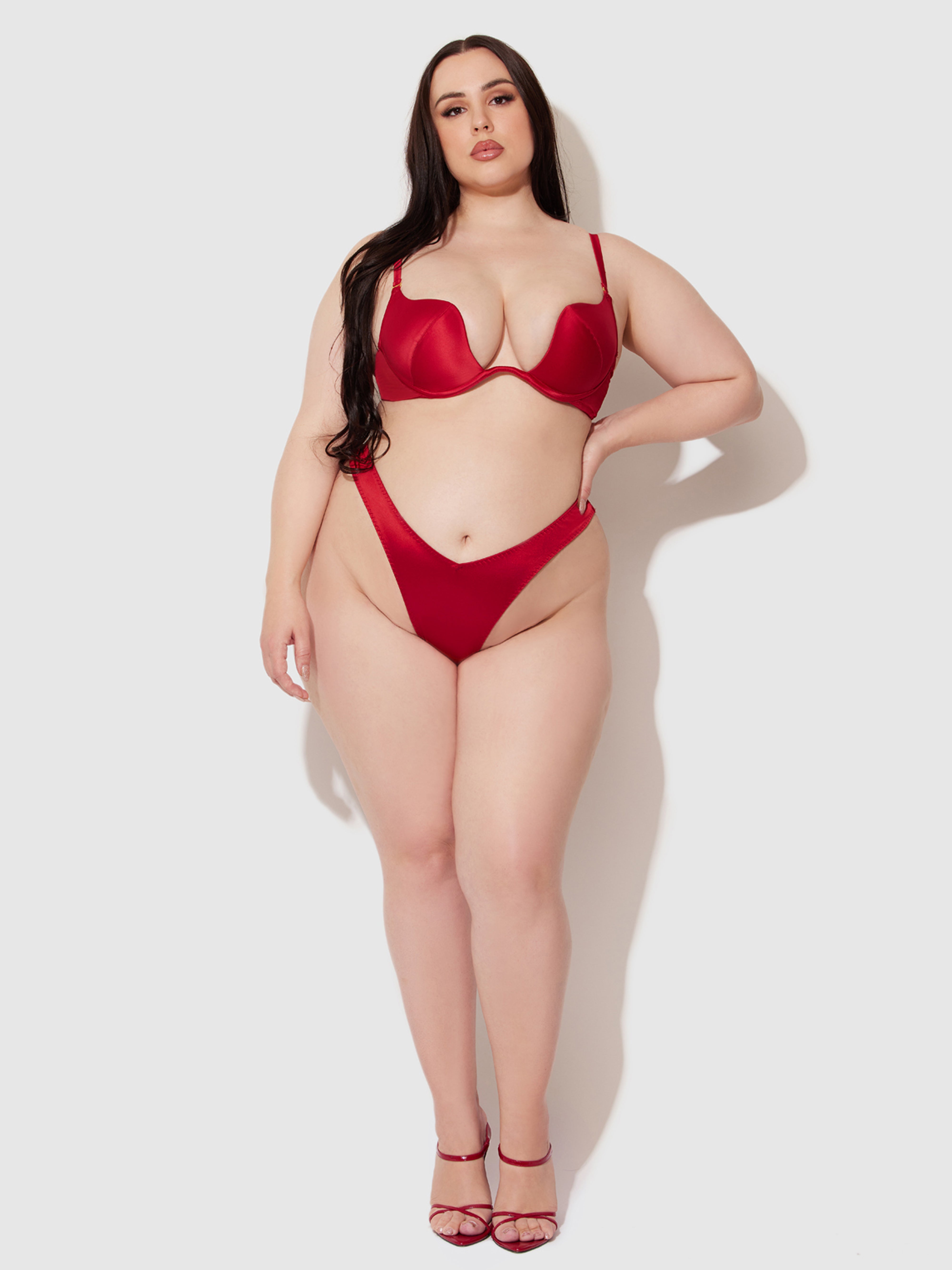 Petra Rising Star Plunge Push Up Bra - Frederick's of Hollywood