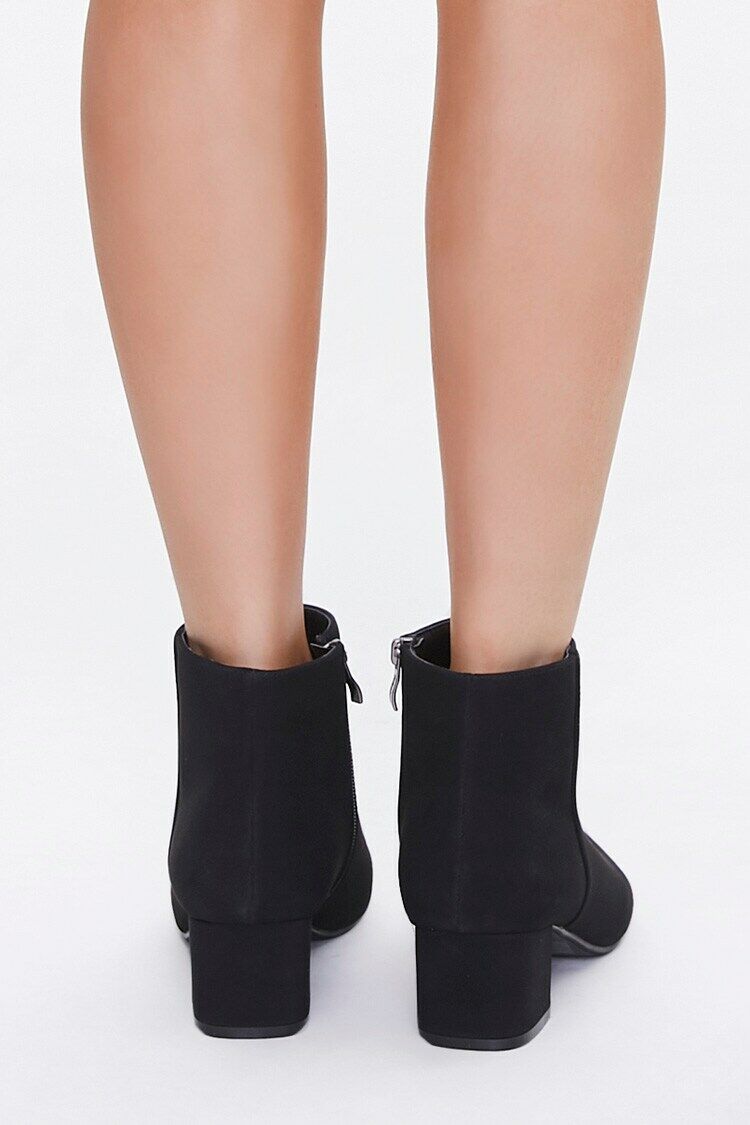 0041849601#Color_BLACK