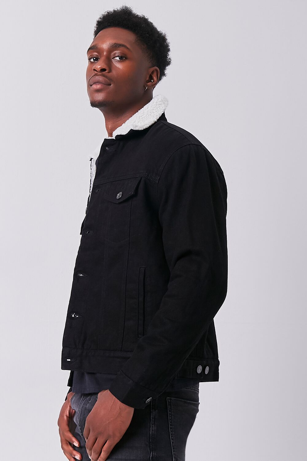 0044002401#Color_BLACK/CREAM