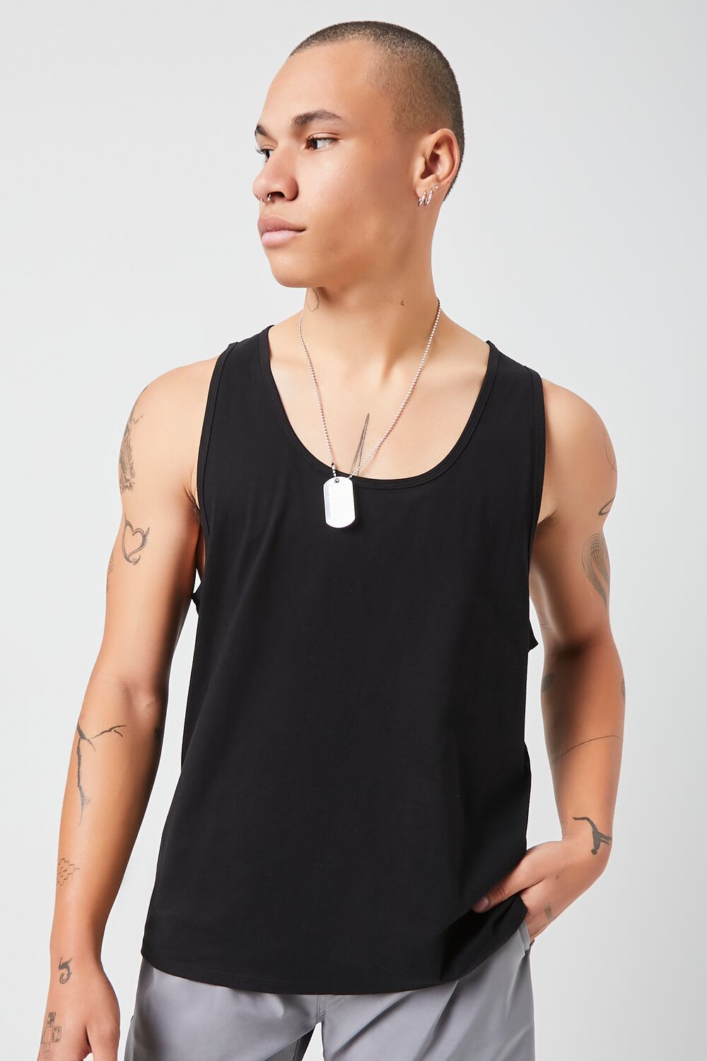 0044628201#Color_BLACK