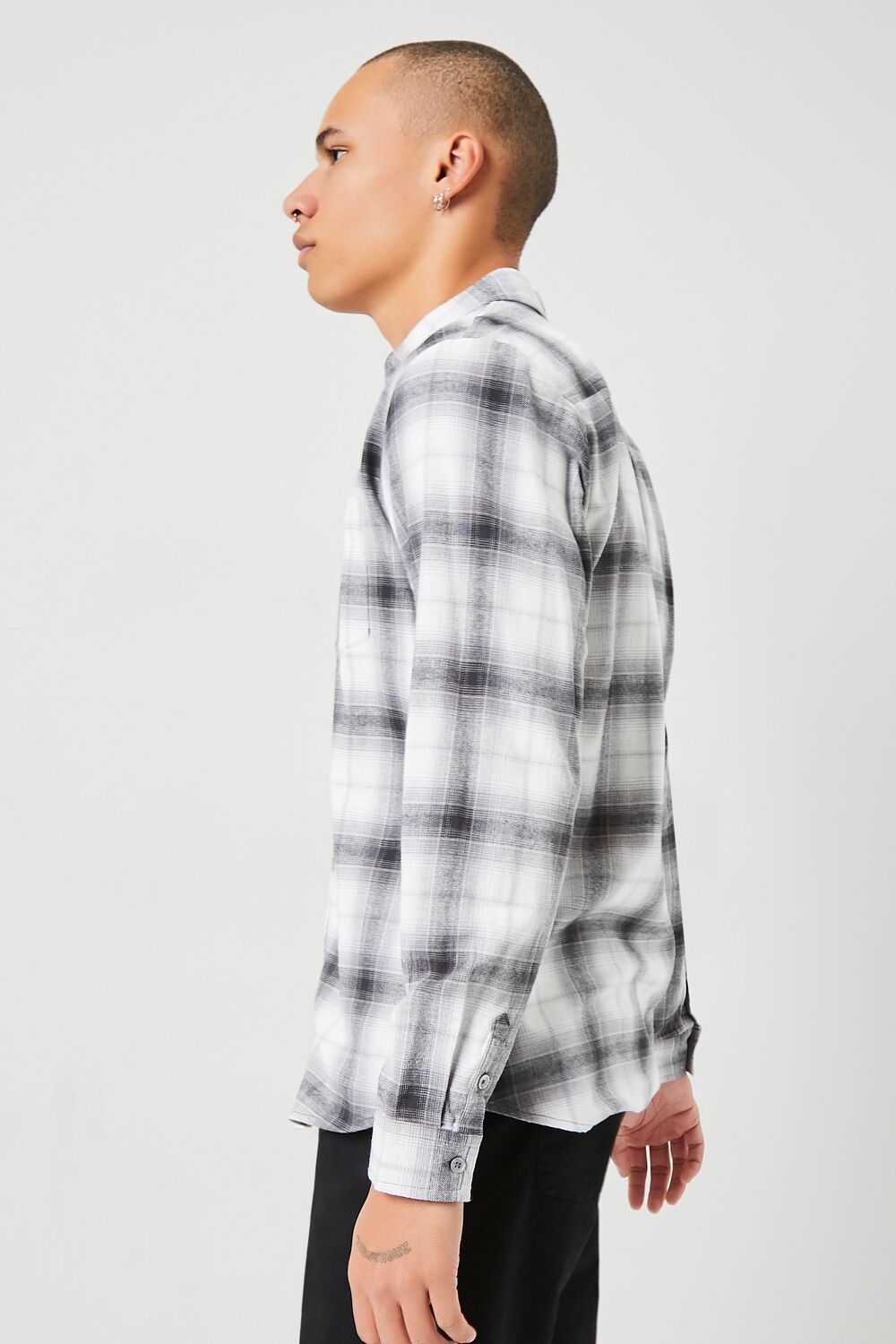 0045192302#Color_WHITE/GREY