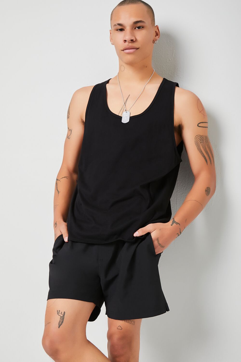 0045335901#Color_BLACK