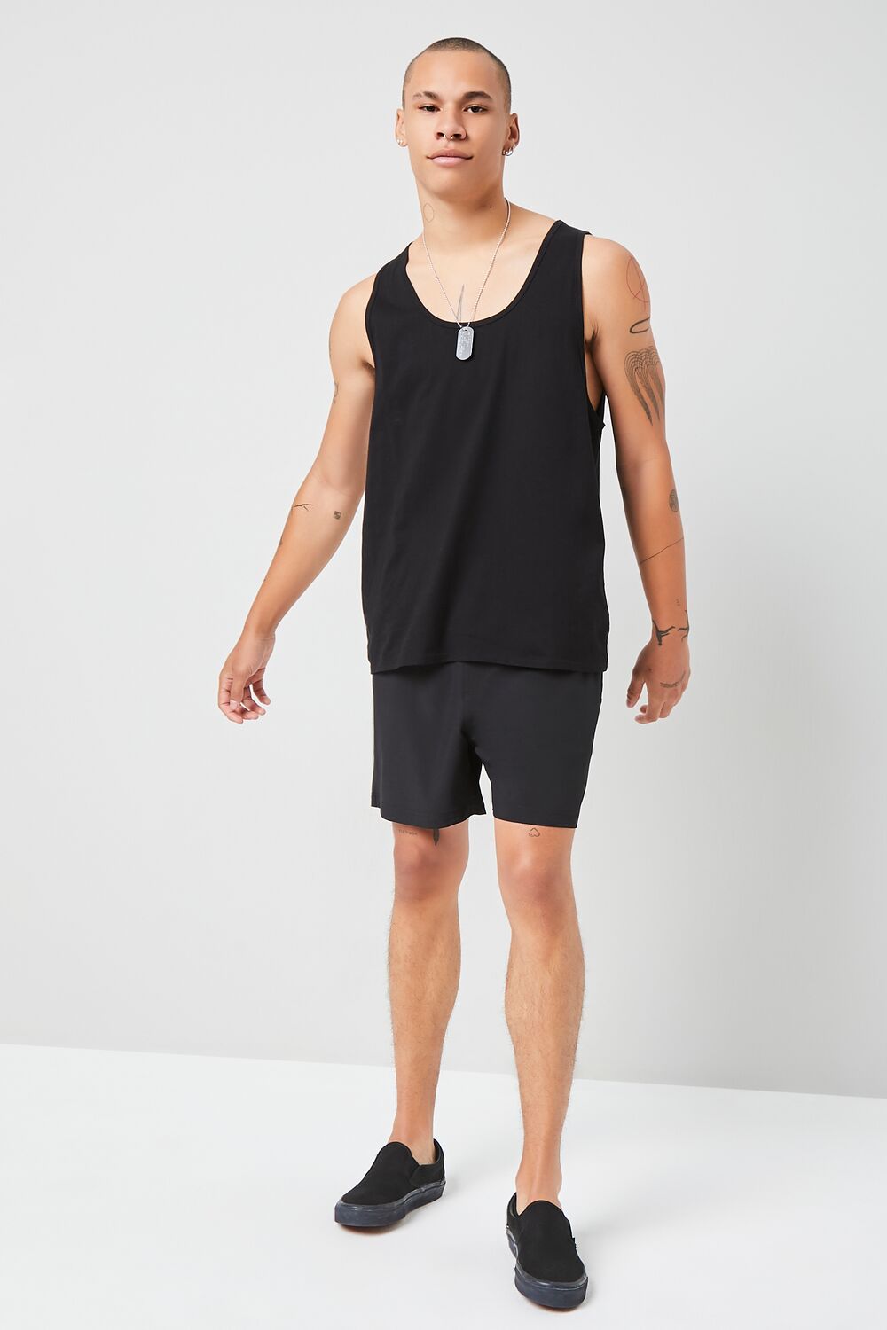 0045335901#Color_BLACK