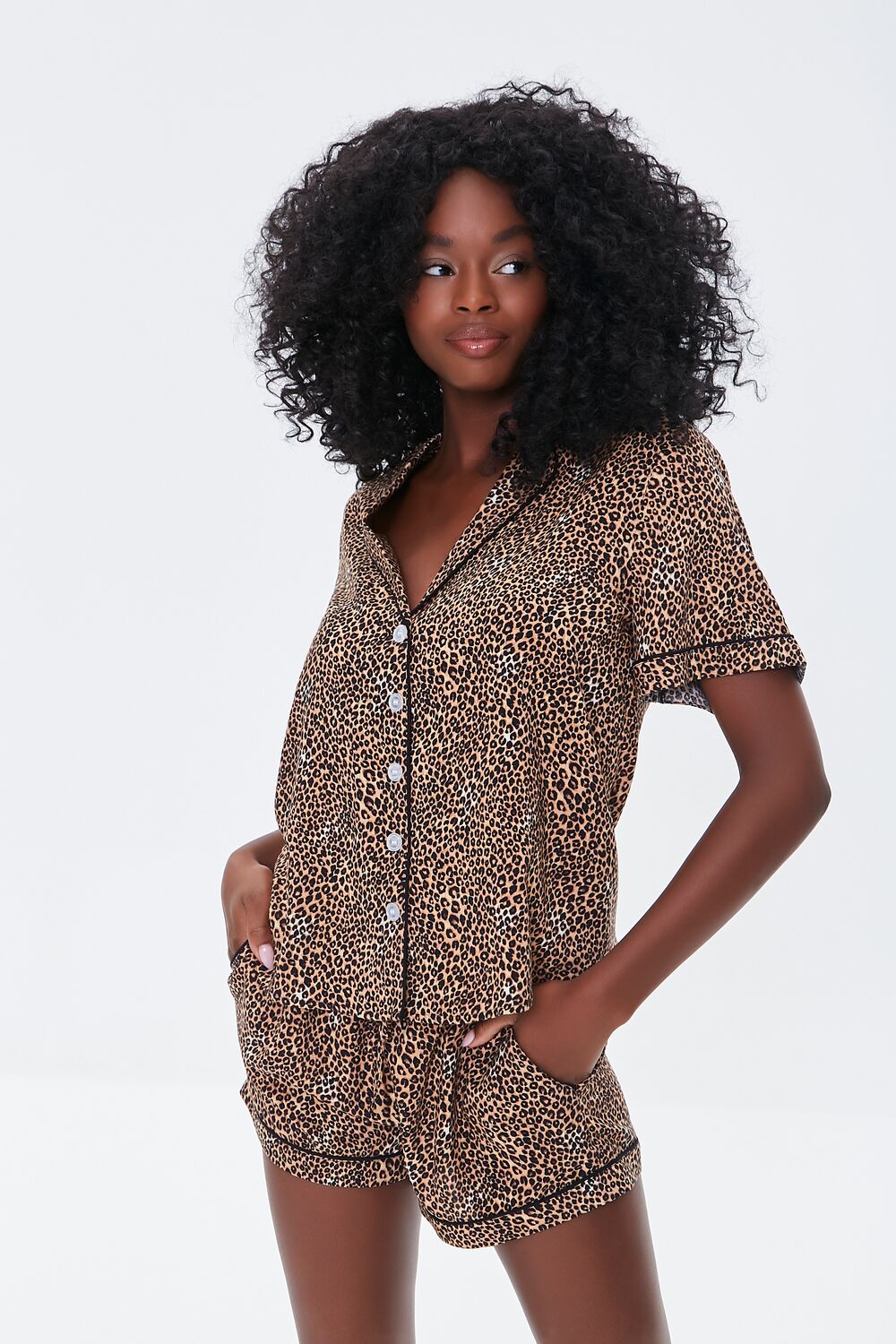 0045658301#Color_TAN/BLACK