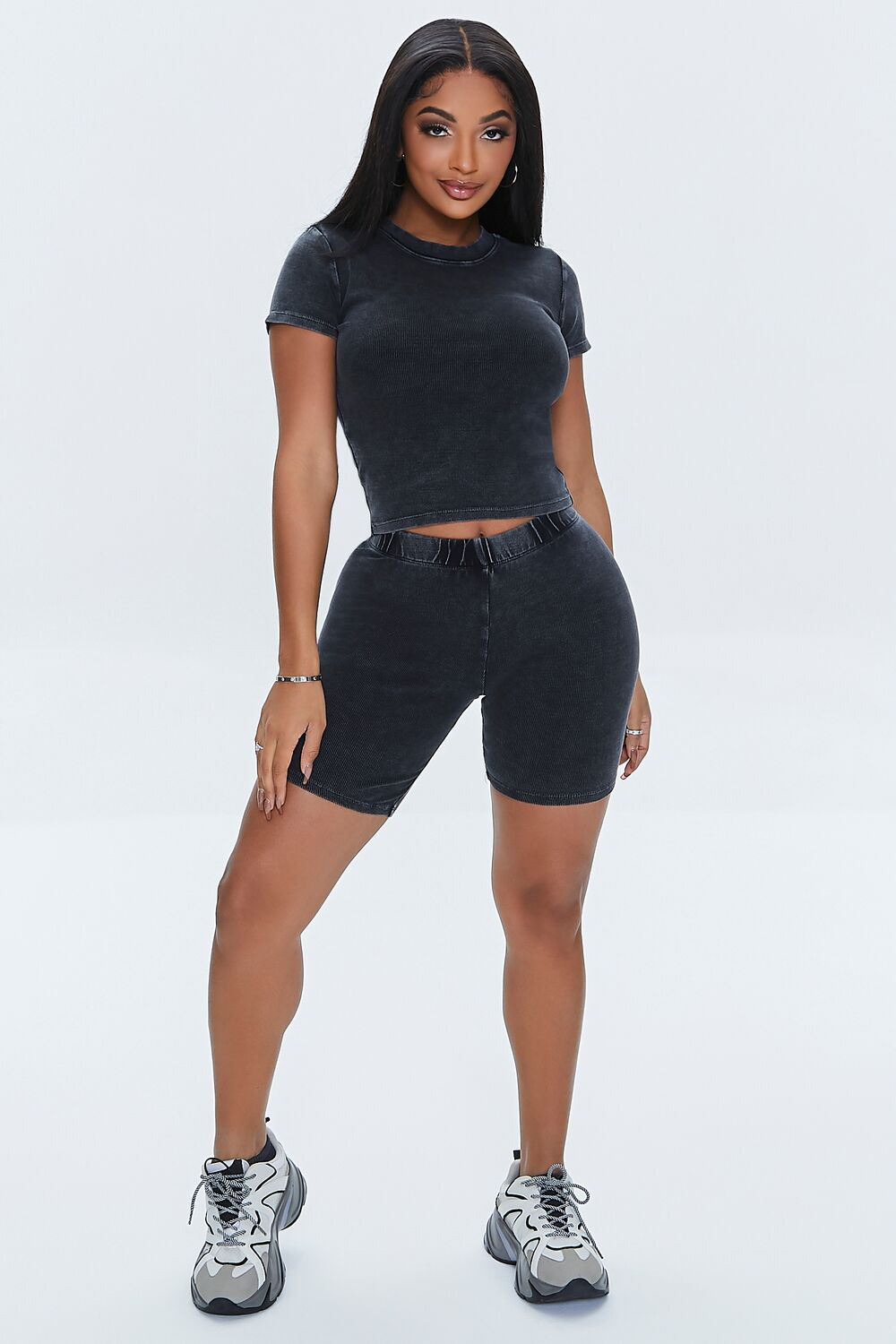 0045832201#Color_BLACK