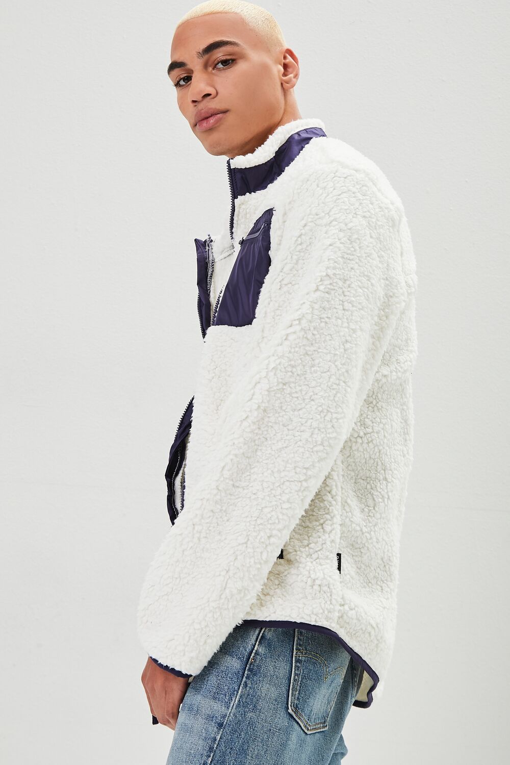 0046179002#Color_WHITE