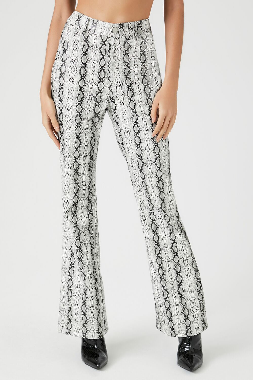 0050151502#Color_GREY/MULTI
