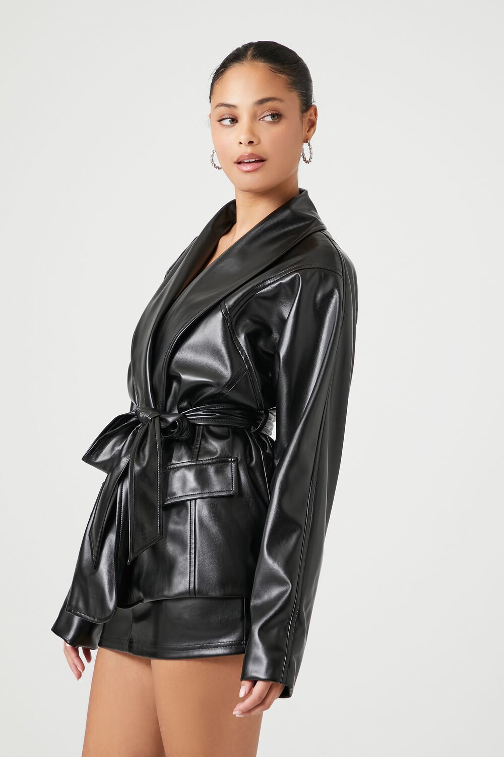 0124940101#Color_BLACK