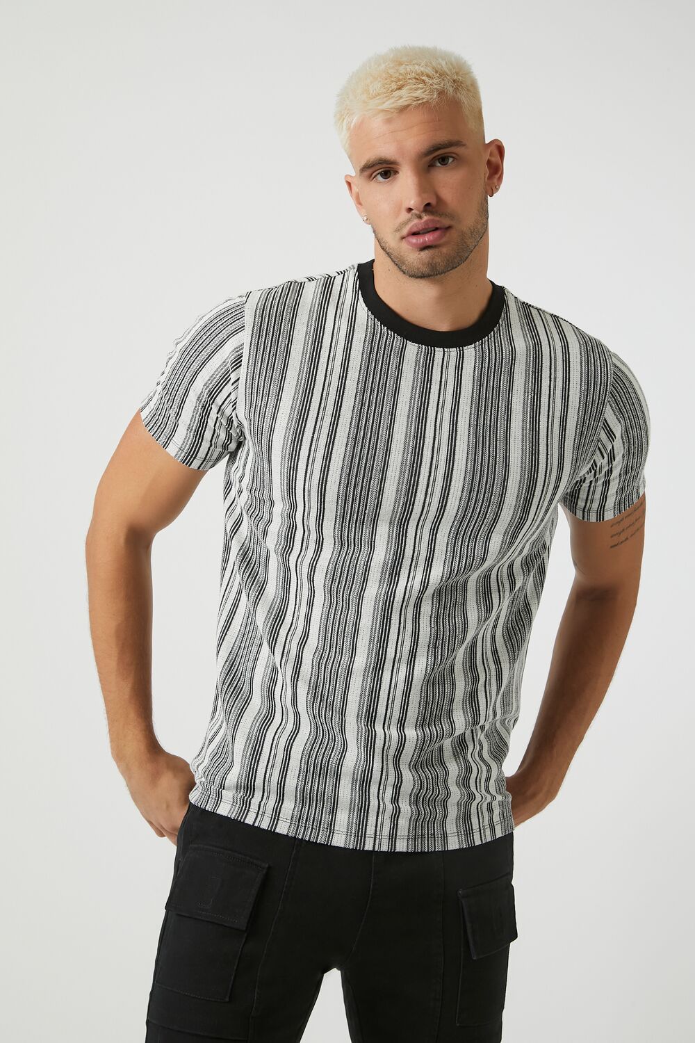 0125040501#Color_BLACK/WHITE