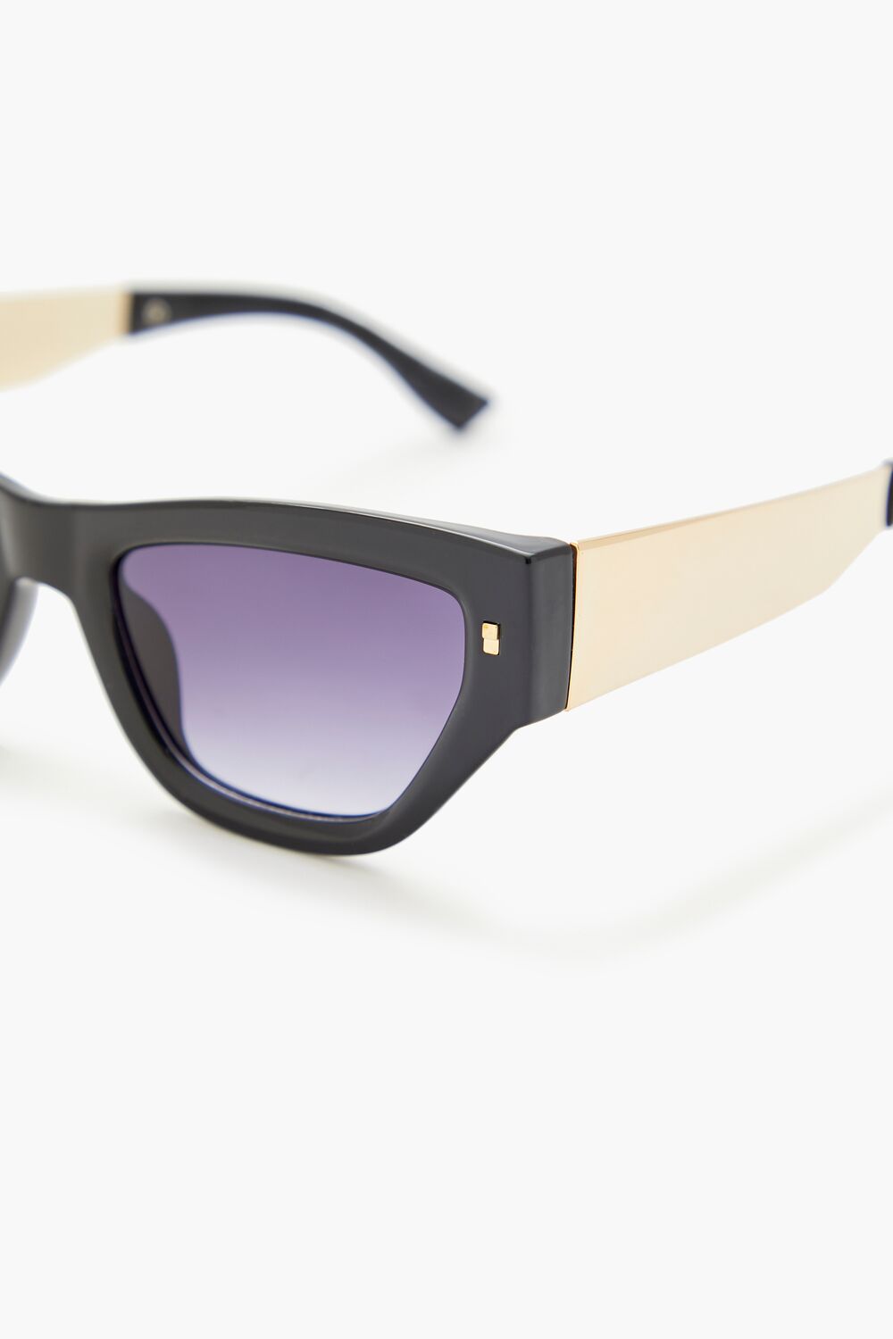 0129916302#Color_BLACK/GOLD