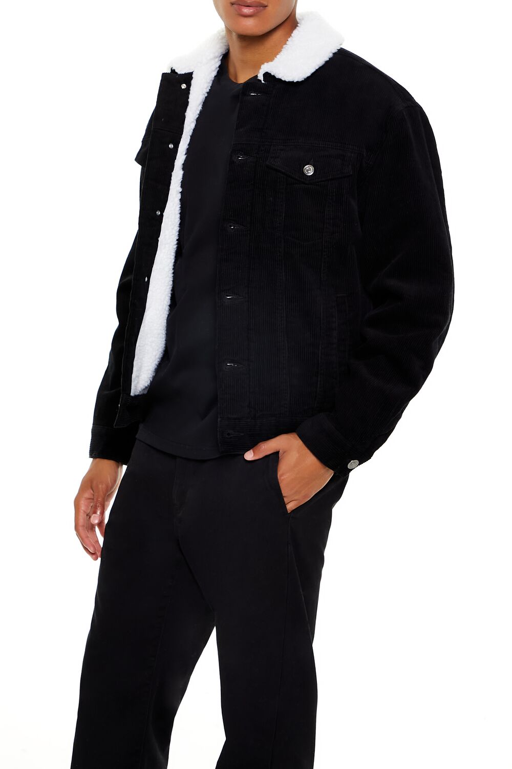 0131029802#Color_BLACK/CREAM
