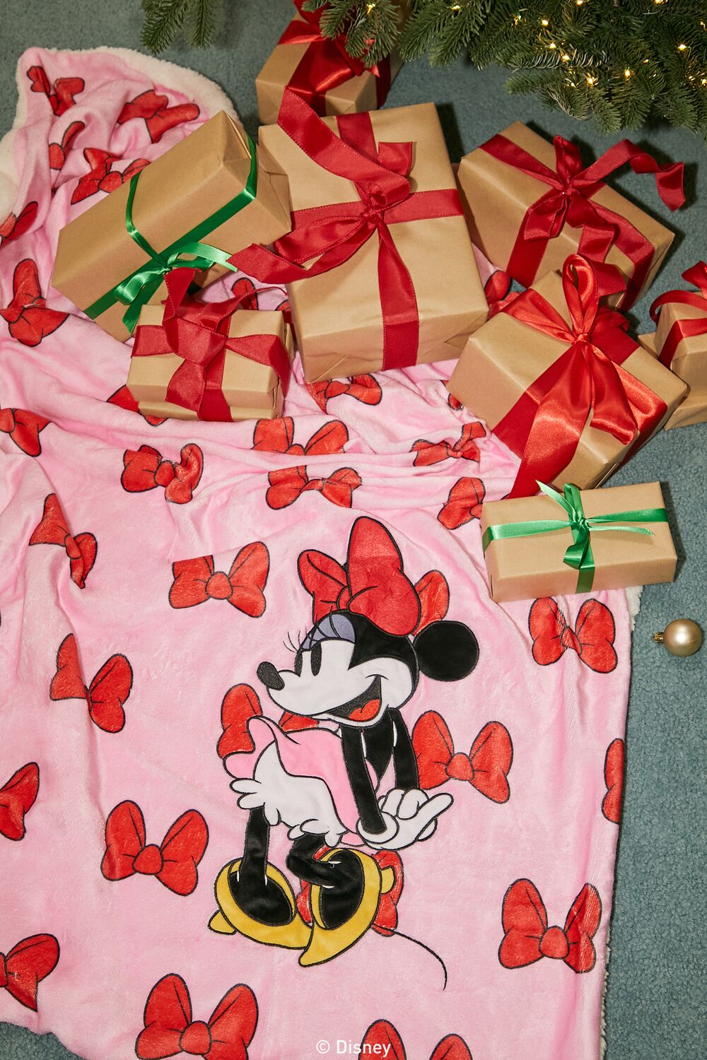 0133548001#Color_PINK/RED