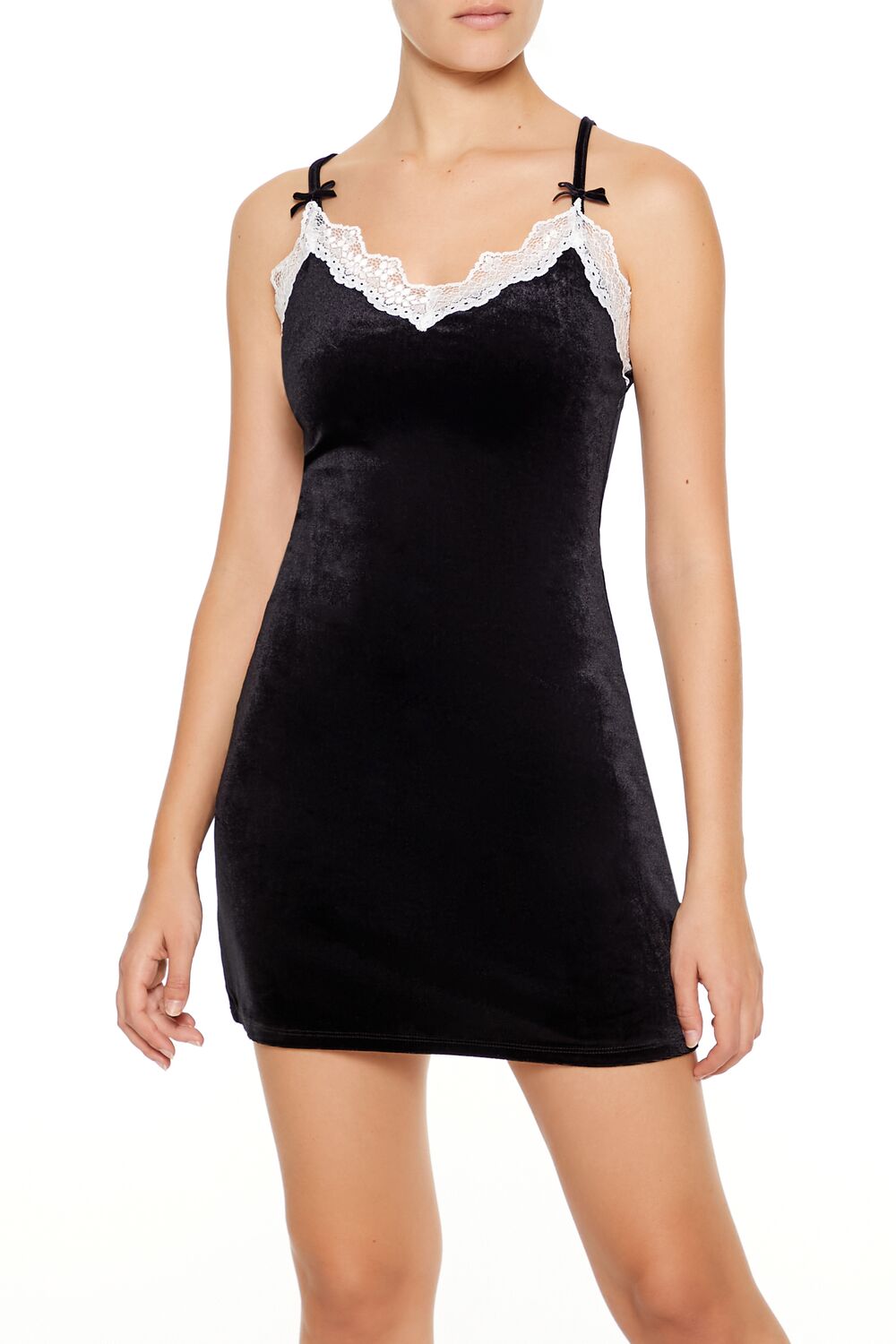 0134651901#Color_BLACK/WHITE