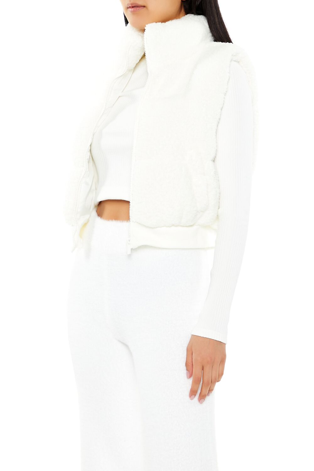 0134710902#Color_WHITE