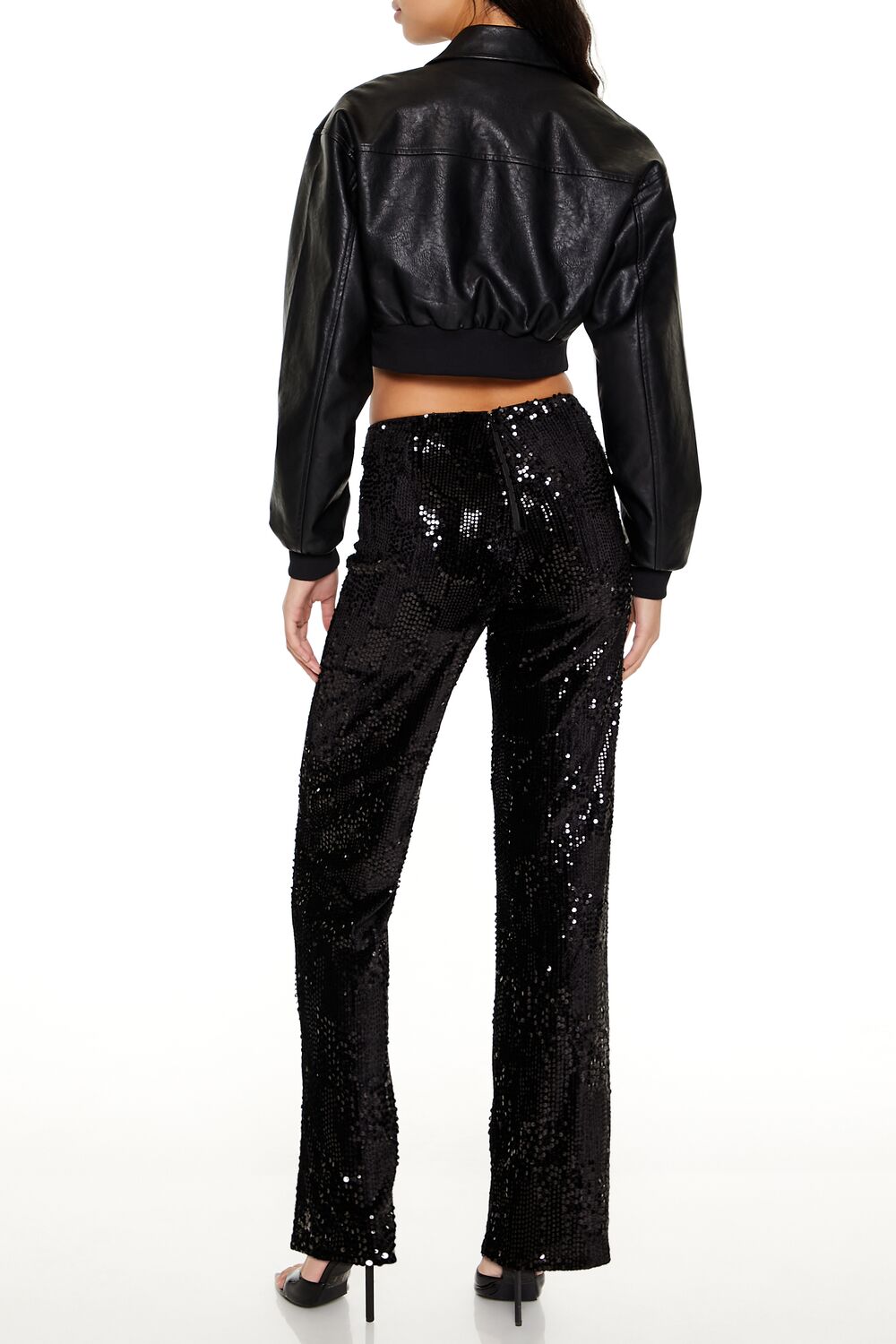 0134789701#Color_BLACK