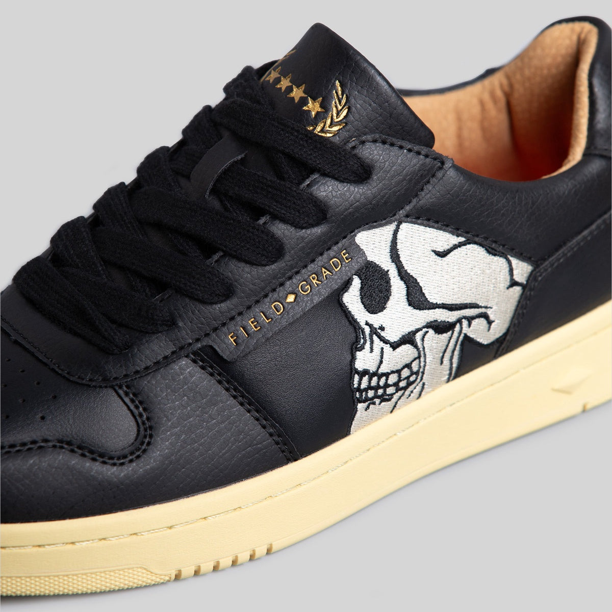FG-1 LOW "TRUST NO ONE" - BLACK BONE