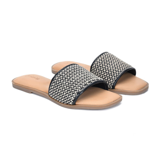 Delicate - Black Sandals