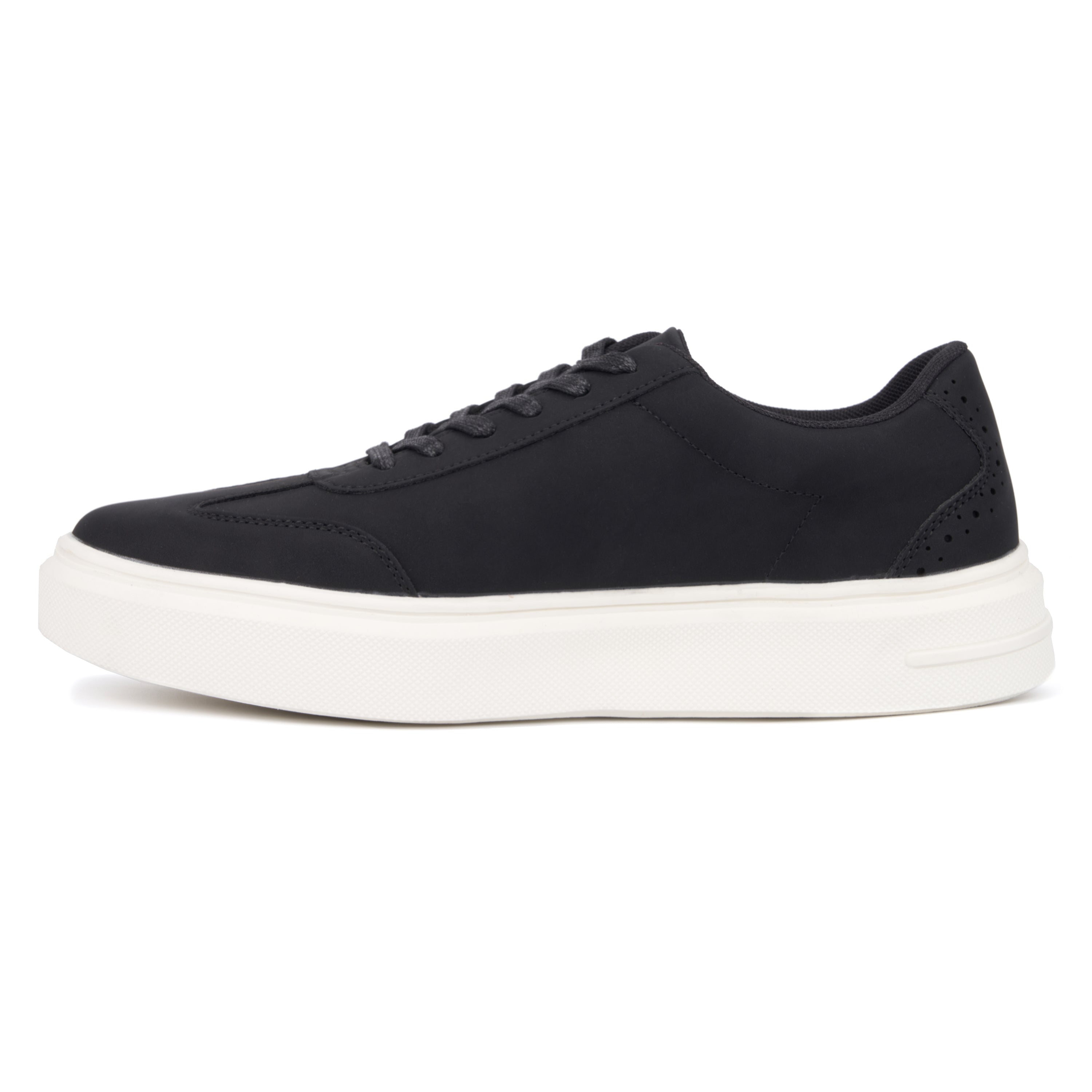 Men's Wilson Low Top Sneakers