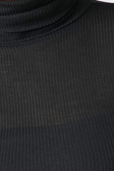 0124989101#Color_BLACK