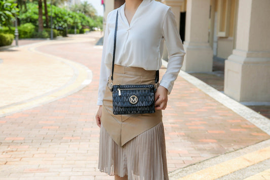 Leah Phone Crossbody Bag