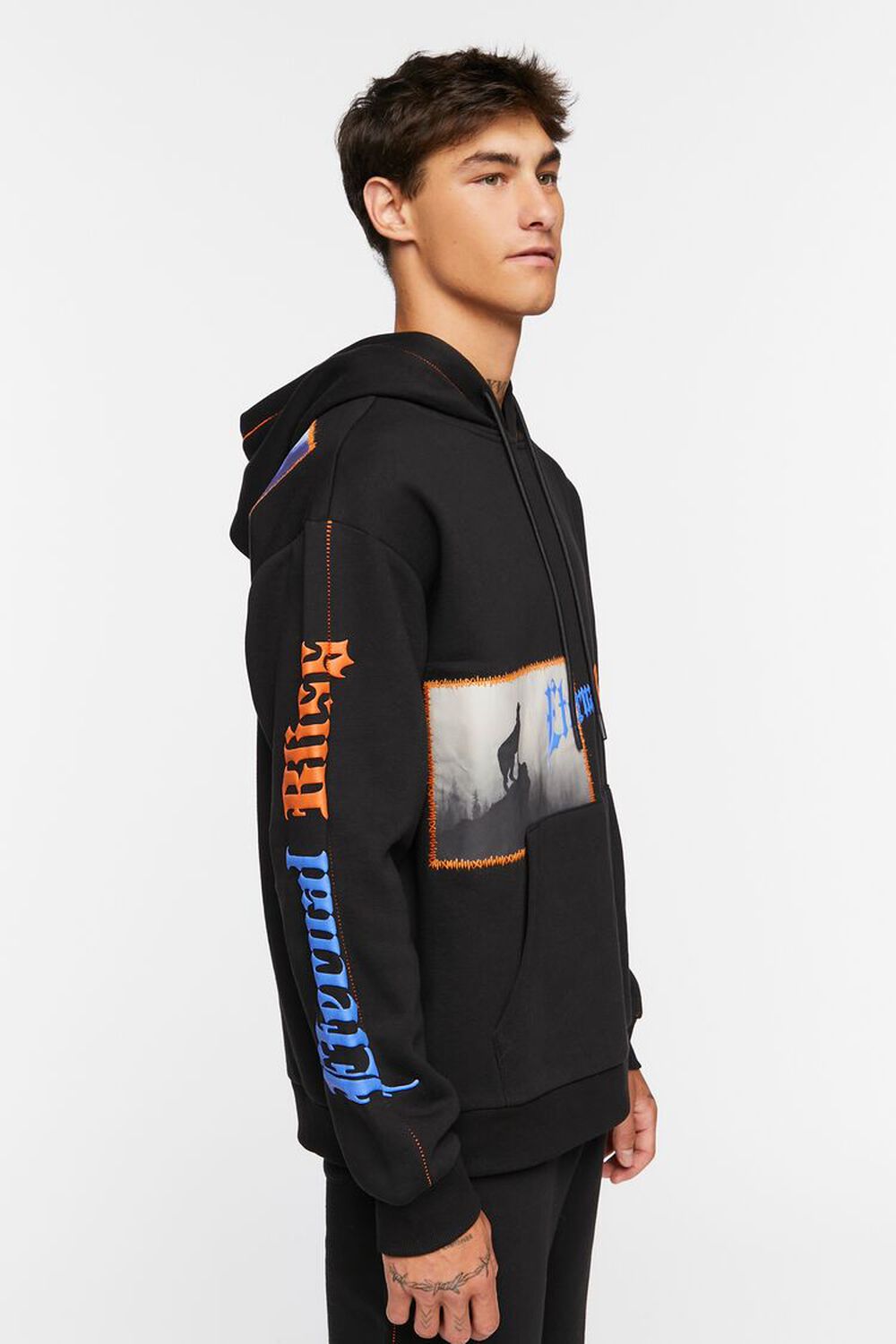 Eternal Bliss Howling Wolf Graphic Hoodie – Urban Planet
