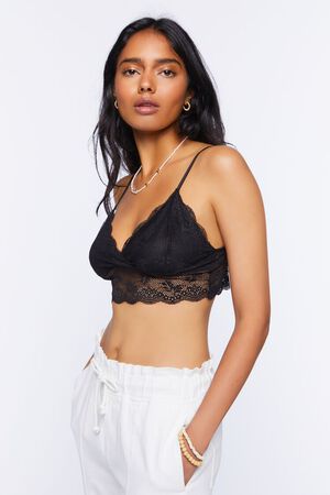 WOMEN'S FOREVER 21 BRALETTE WINE IN COLOR SIZE LARGE LACE. WITH LACE UP  MIDDLE