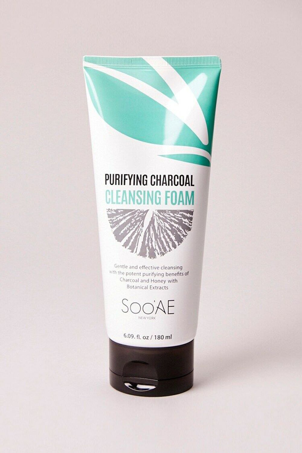 WHITE Purifying Charcoal Cleansing Foam, image 1
