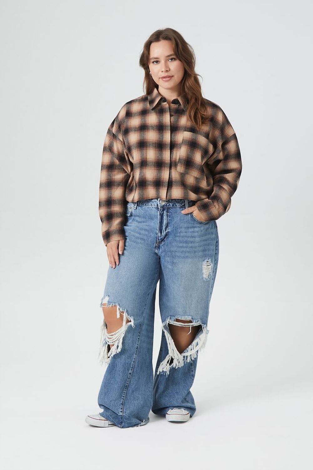 Cropped Flannel Shirt  Flannel shirt outfit, Plaid shirt outfits, Cropped  shirt outfit