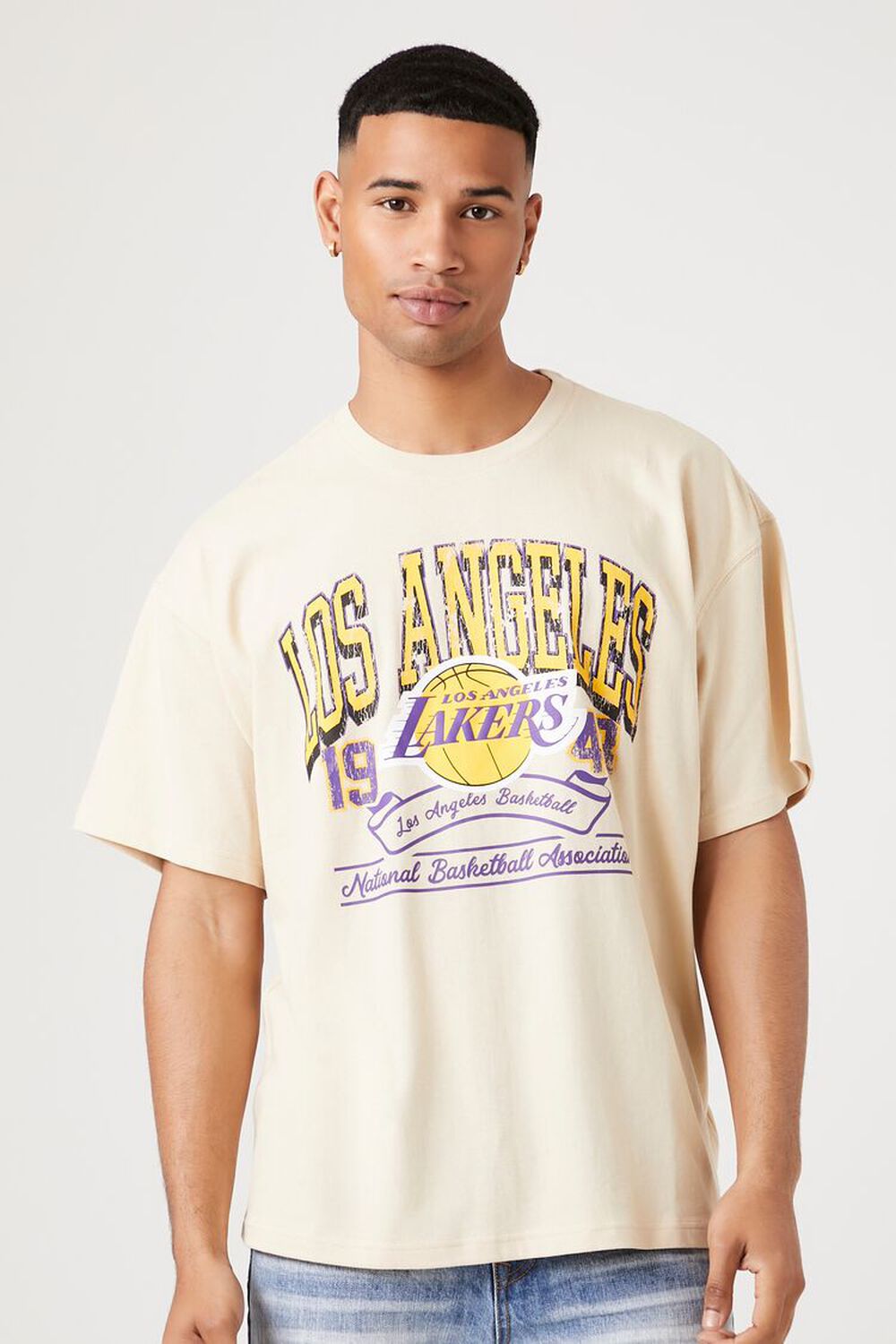 Forever 21 Men's Los Angeles Lakers Graphic T-Shirt in Taupe, XXL