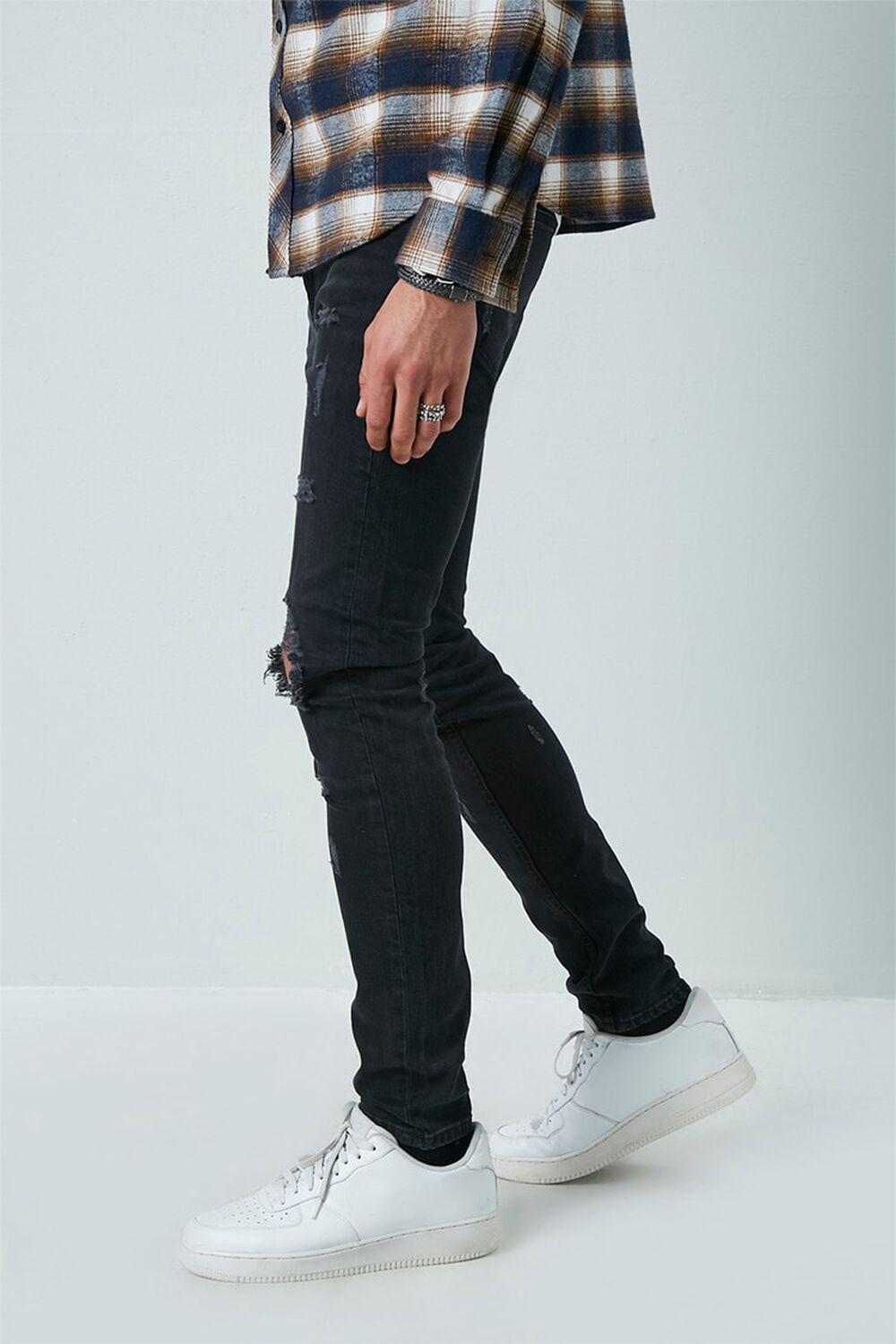 BLACK Distressed Slim-Fit Jeans, image 2