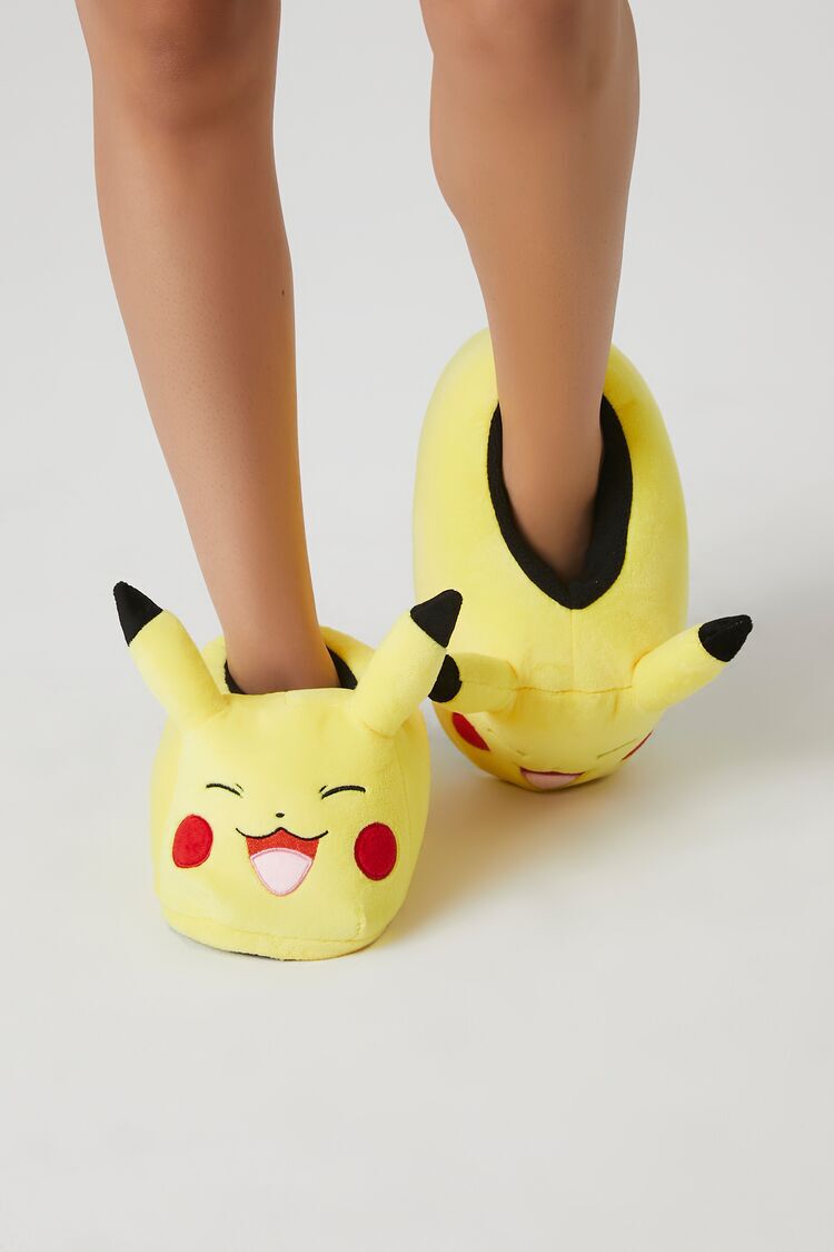 Pokemon Boys Slipper Socks with Grippers, Big Pikachu L/XL; Shoe sz  5.5-7.5: Buy Online at Best Price in UAE - Amazon.ae