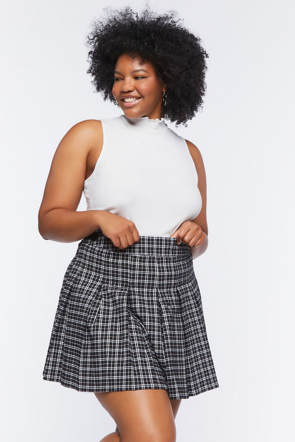 BLACK/MULTI Plus Size Pleated Plaid Mini Skirt, image 1