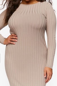 OYSTER GREY Plus Size Sweater-Knit Midi Dress, image 5