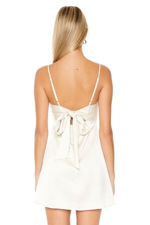 White Dresses: Lace, Off-the-Shoulder, Bodycon & More