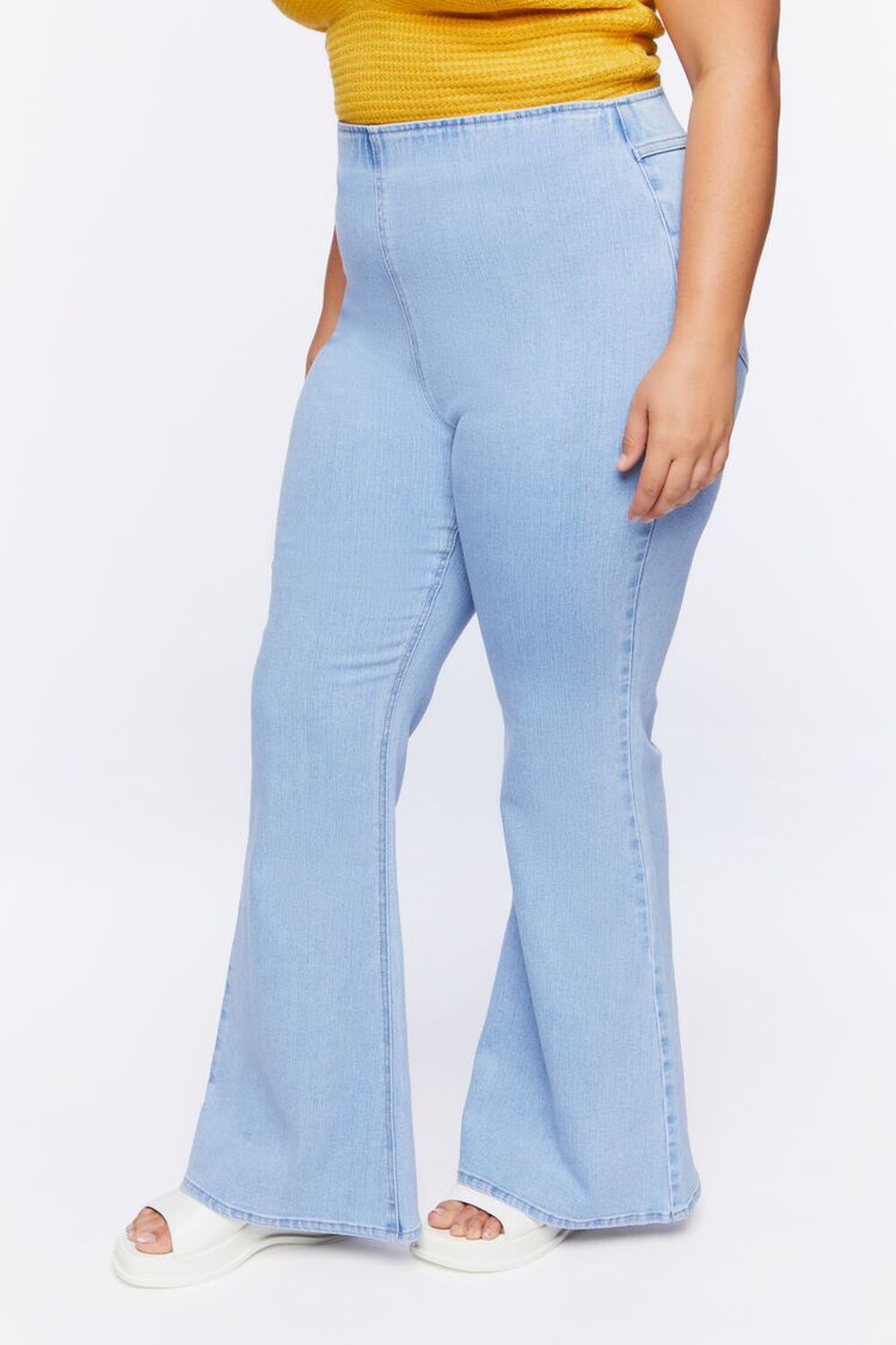 Plus Size High-Rise Flare Jeans, image 3