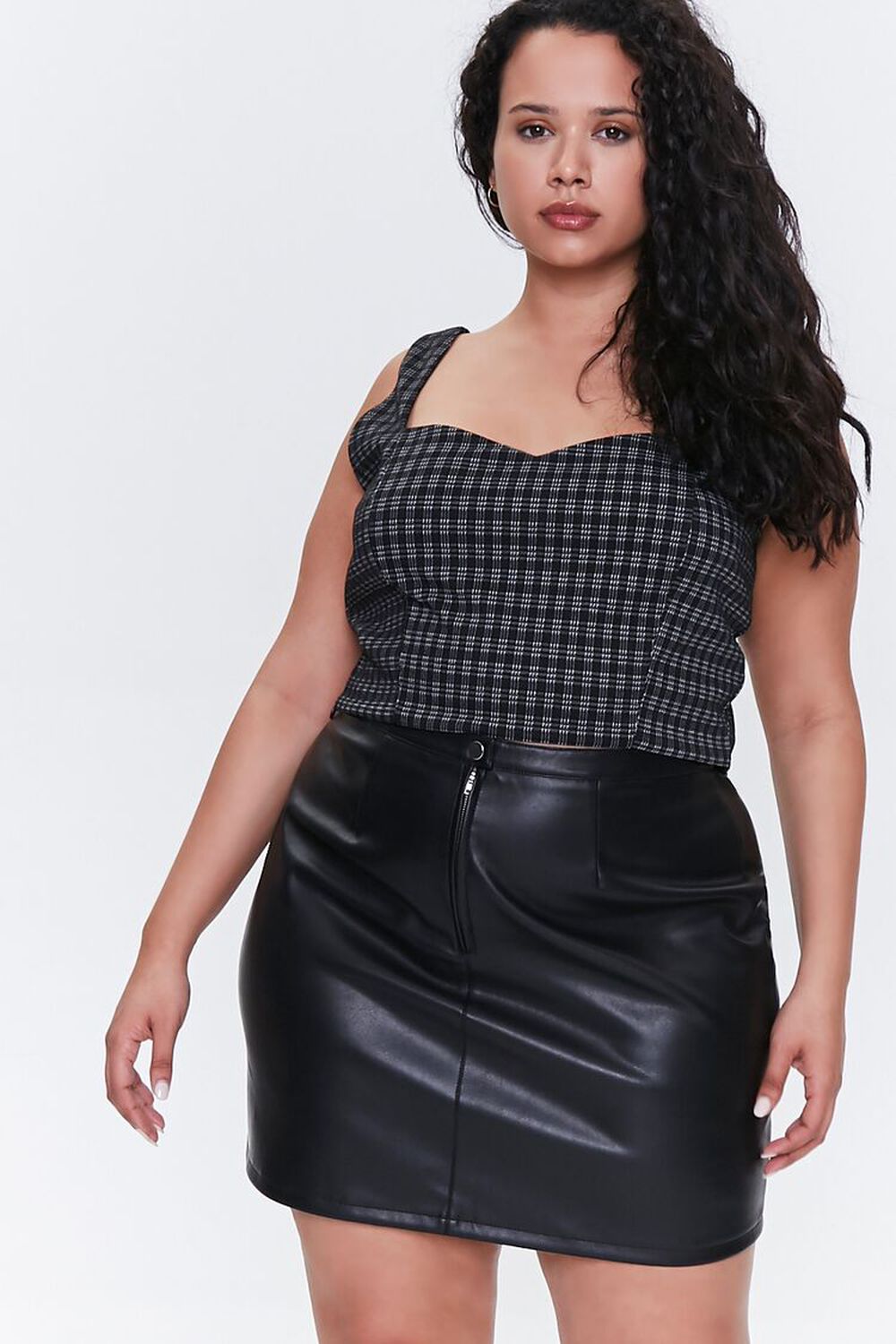 konkurrenter laser lindring Plus Size Faux Leather Mini Skirt