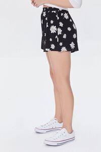 BLACK/WHITE Daisy Floral Print Shorts, image 2