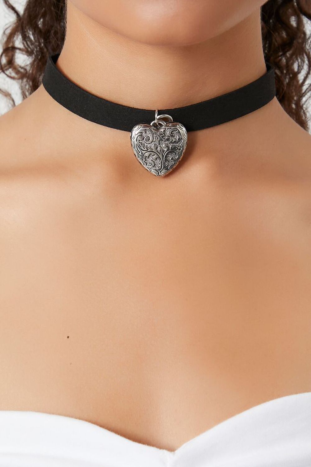Etched Choker Necklace
