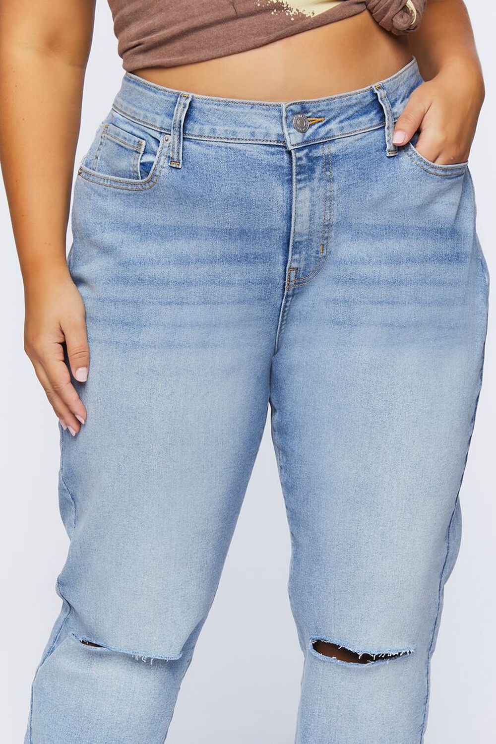 Plus Size Baggy Distressed Jeans