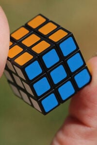 WHITE/MULTI Worlds Smallest Rubiks Cube, image 2