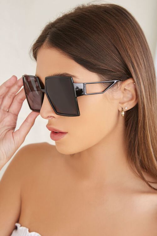 BLACK/BLACK Cutout Square Sunglasses, image 2