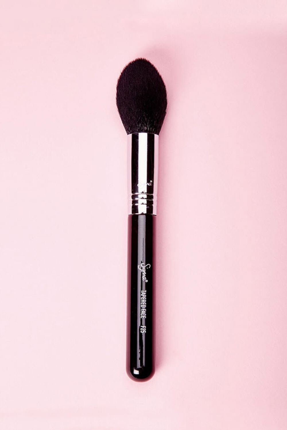 Sigma Beauty F25 – Tapered Face Brush, image 3